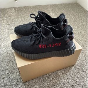 Yeezy Boost 350 V2 Black/Red